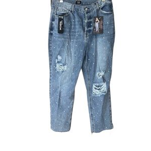 Denim jeans with rhinestones